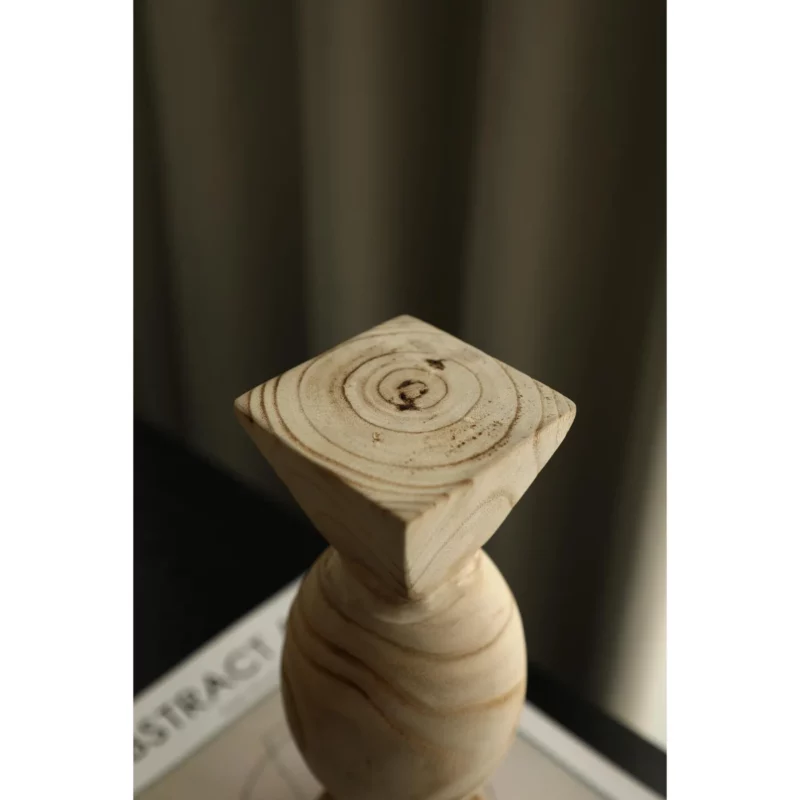 GEOMETRIC WOODEN COLUMN B