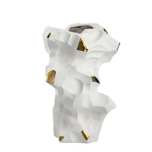 STRANGE MOUNTAINS AND ROCKS A