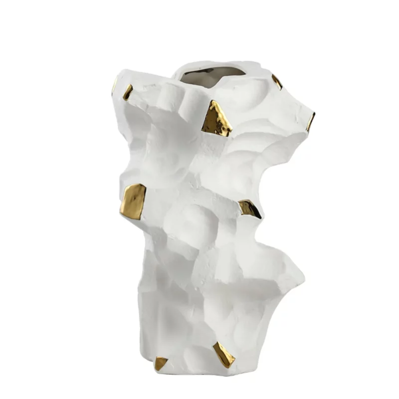 STRANGE MOUNTAINS AND ROCKS A