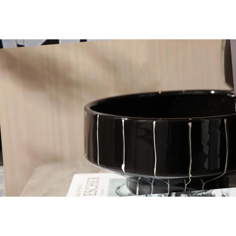 THIN LINE BLACK BASIN