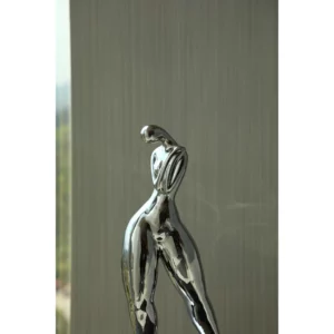 CONFIDENT WOMEN ORNAMENT