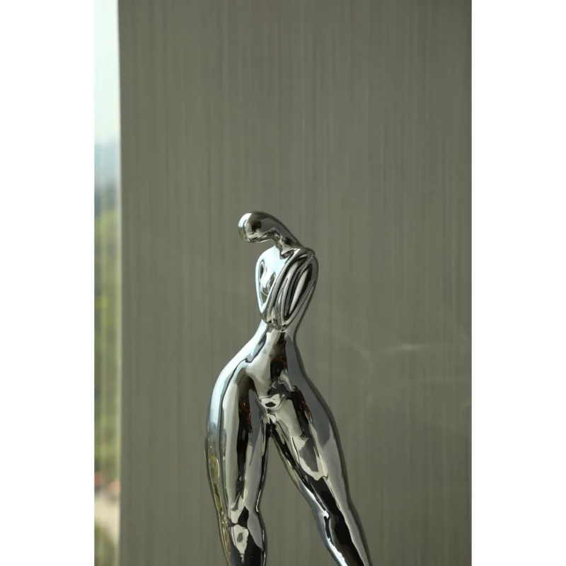 CONFIDENT WOMEN ORNAMENT