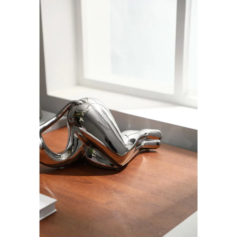 ELEGANT WOMEN ORNAMENT