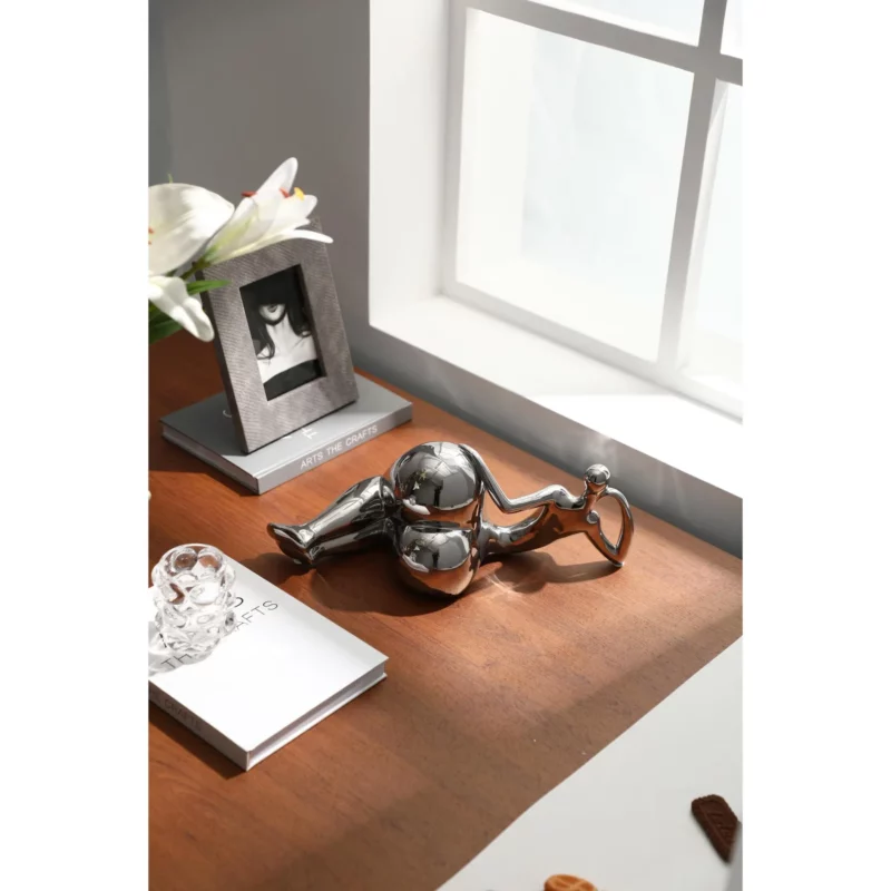 ELEGANT WOMEN ORNAMENT