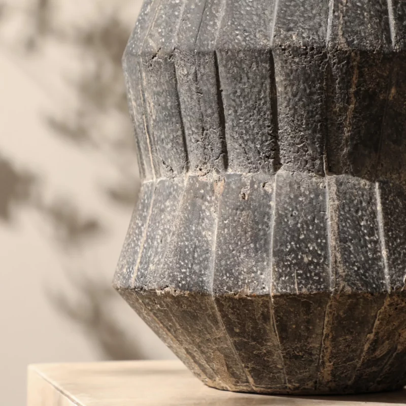 WATER CHESTNUT VASE A