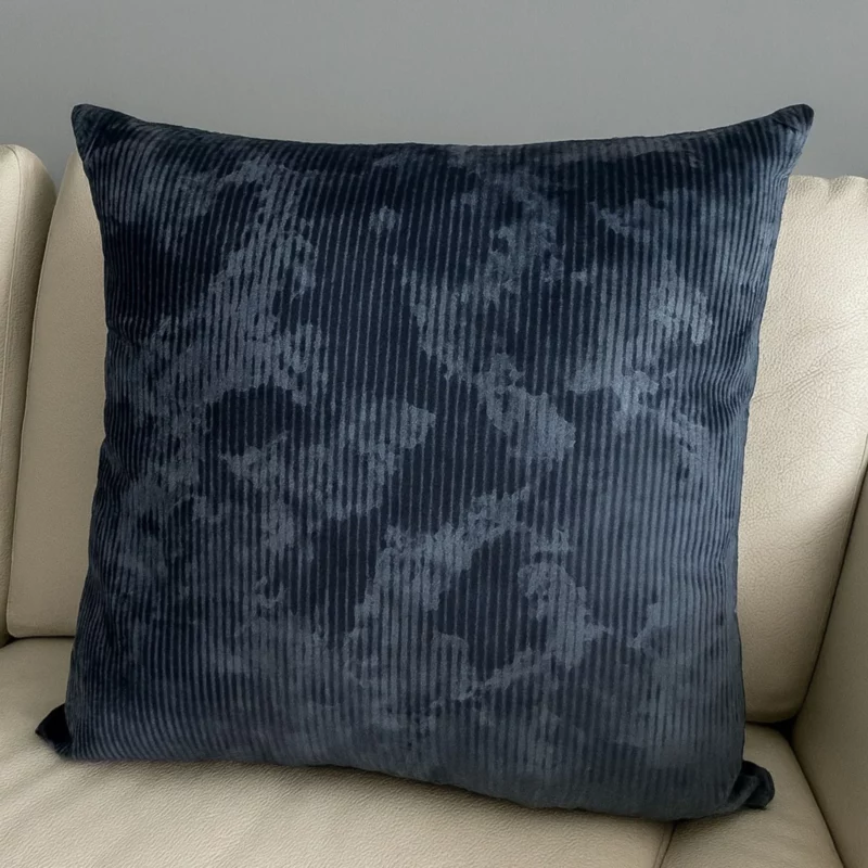 DECORATIVE CUSHION 45X45