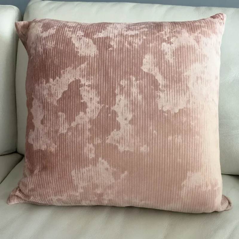 DECORATIVE CUSHION 45X45